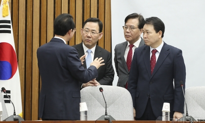 '선거제도 개편안 3개로 떠올라' 국회 정개특위, 전원위 상정 